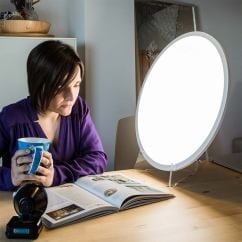 Luminoterapia para la depresión estacional, una de las indicaciones de la fototerapia Luminoterapia para la depresión